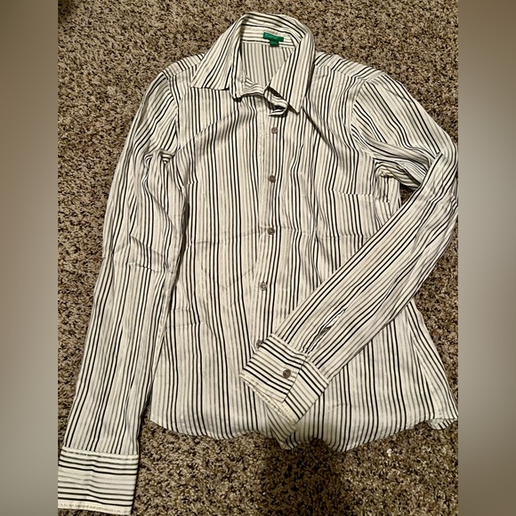 Tops BUNDLE - Picture 3 of 8